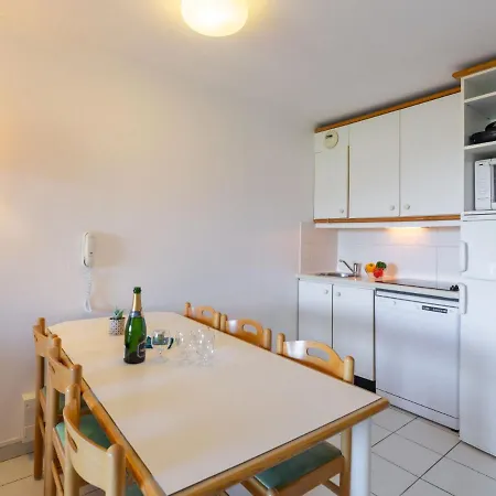 Apartment Village Cap Esterel - Le Hameau-22 By Interhome